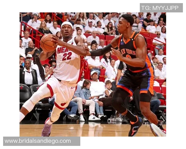 魔术队大胜尼克斯队，福尼耶20+10数据闪耀全场