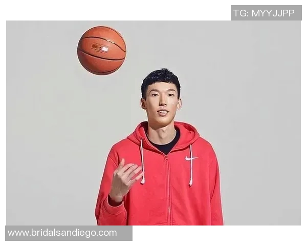 周琦携手姚明共同出席公益活动，传递体育正能量