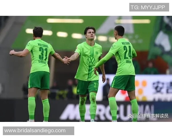 沃尔夫斯堡大胜波鸿，豪取三分稳固积分榜前列位置