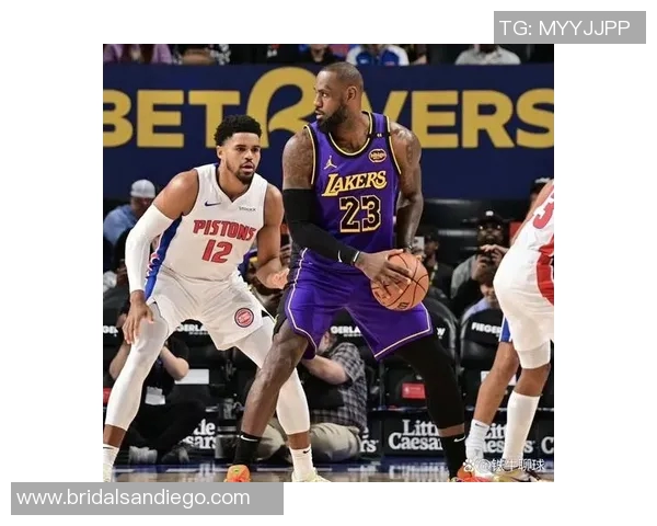 热火主场惨败湖人,浓眉砍35分成全场最佳